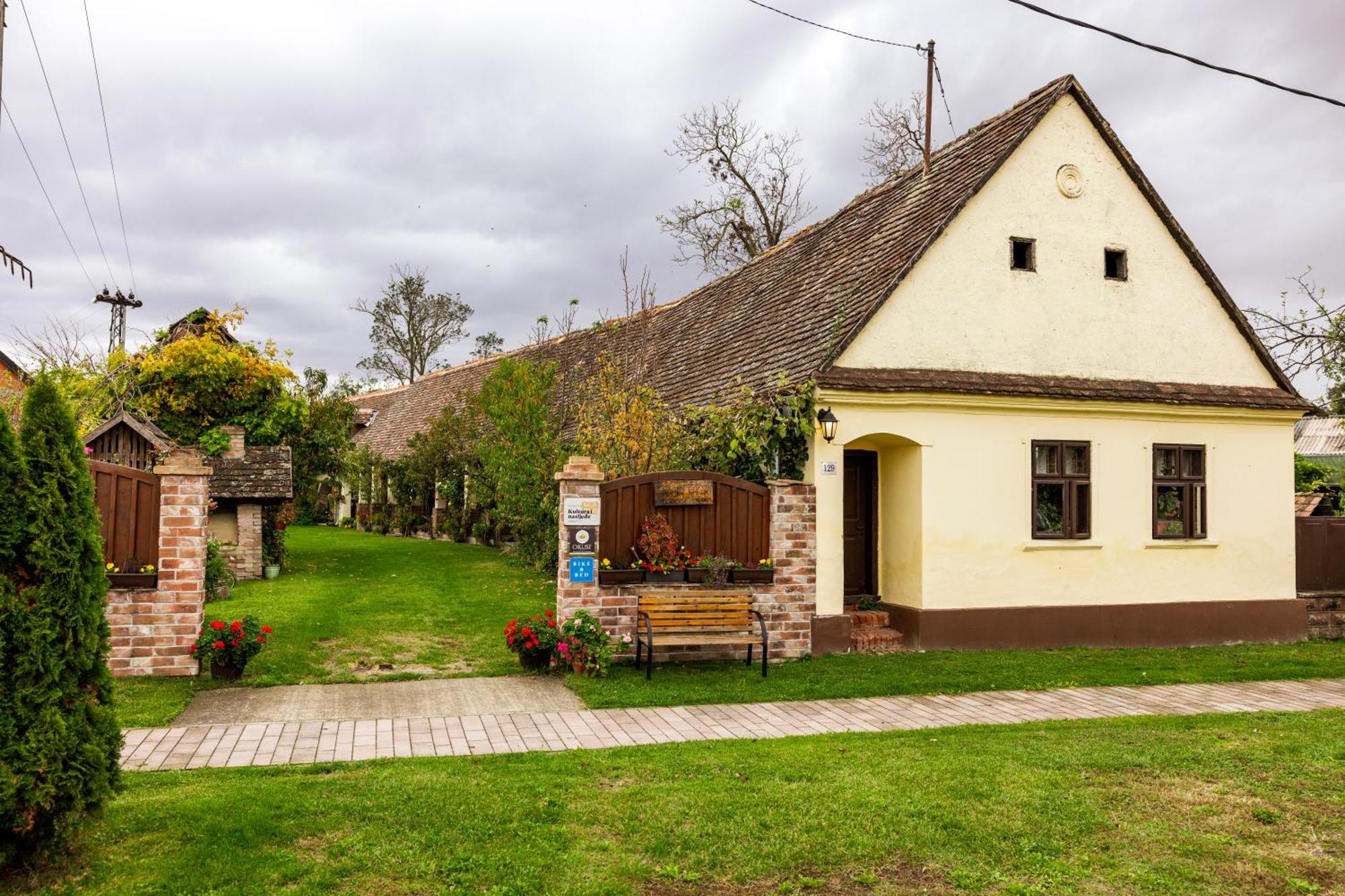 Bed and Breakfast Snasini Kucari Gradiste Екстер'єр фото